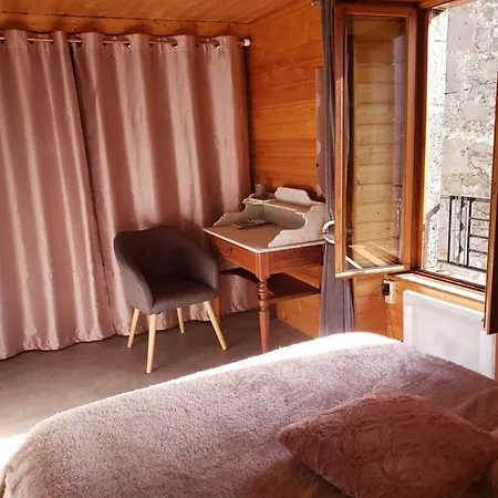 Cocoon 2 Plein Centre De Wifi Tv Confort Edf Inclus Apartment *