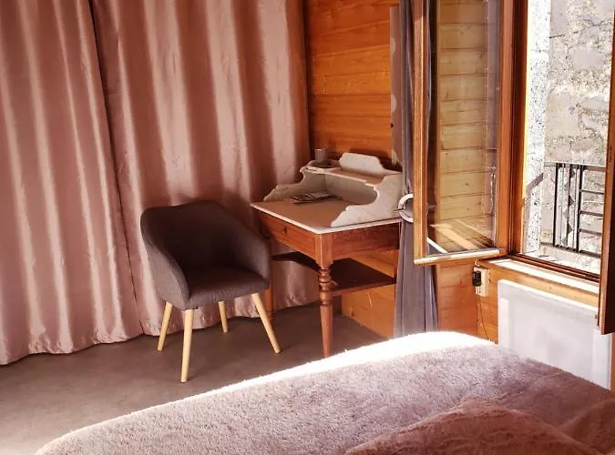 Cocoon 2 Plein Centre De Wifi Tv Confort Edf Inclus Appartement *